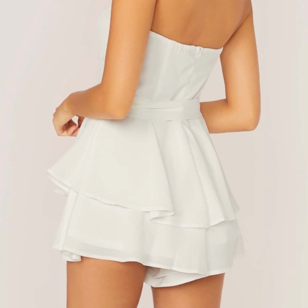 NWT White Ruffle Romper - Picture 3 of 6